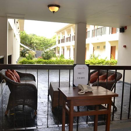 พุกาม ทีริปิตสยา แซงก์ชัวรี รีสอร์ต Hotel ภายนอก รูปภาพ